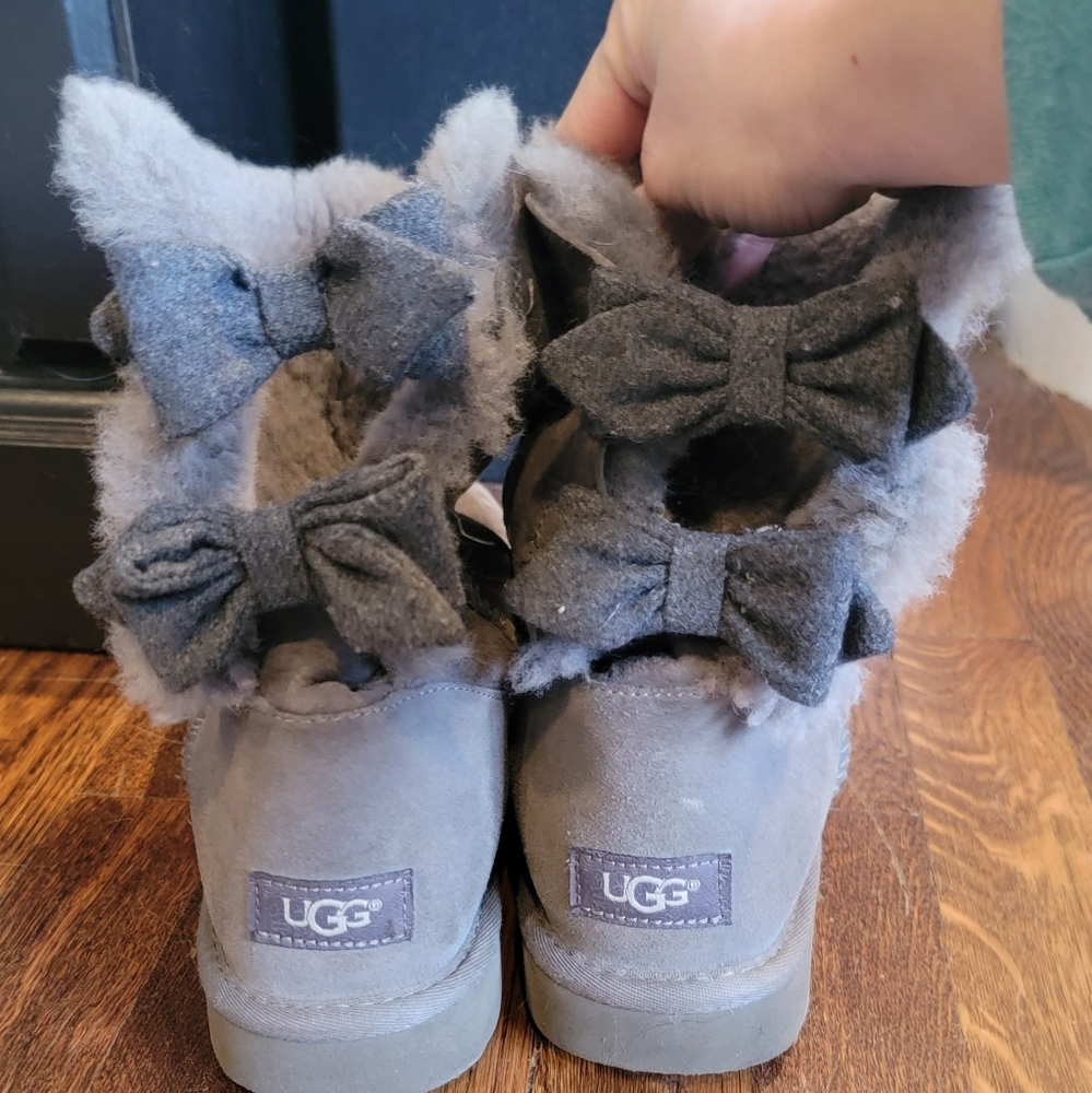 Grey Uggs